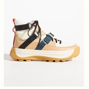 Sorel Mid Sneakers sz 9